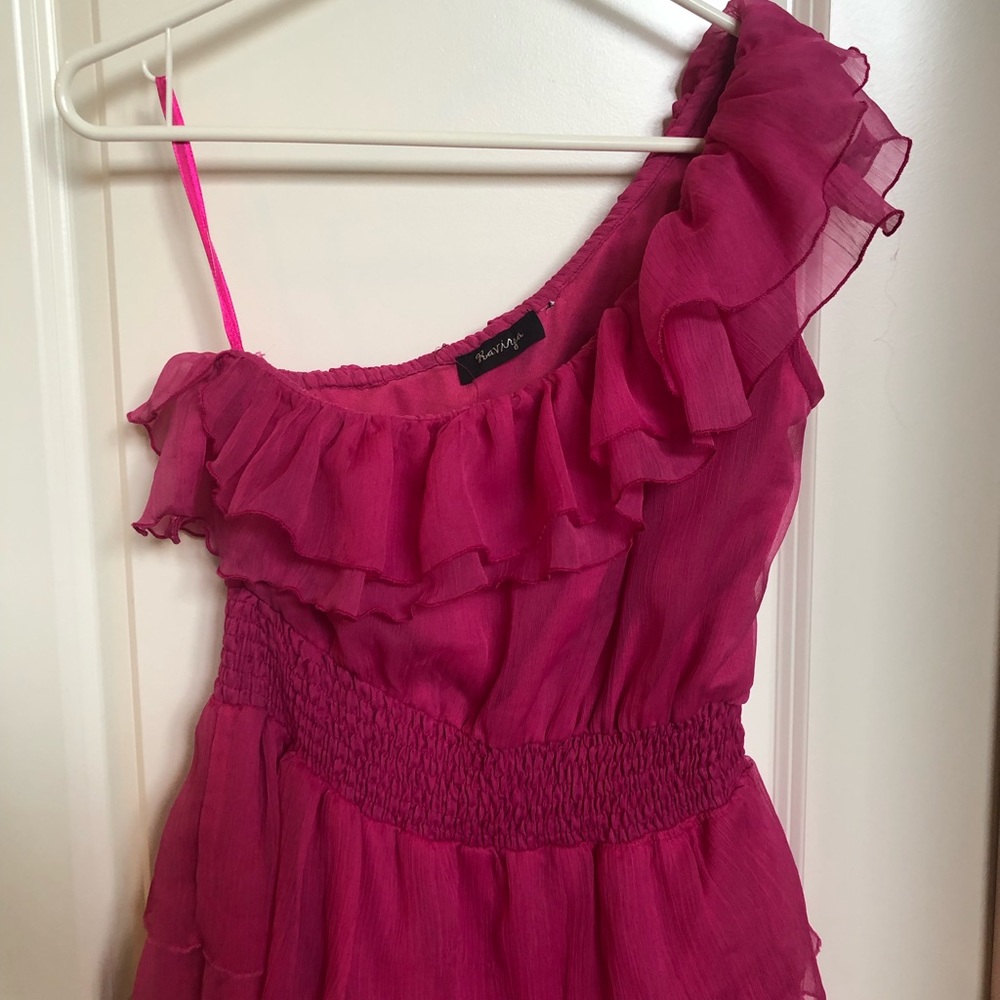 One shoulder dress
